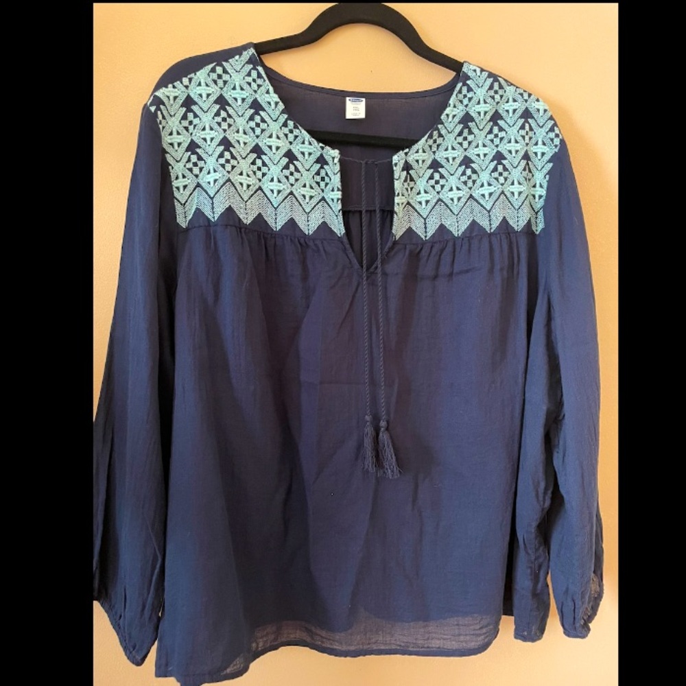 Women Embroidered Top